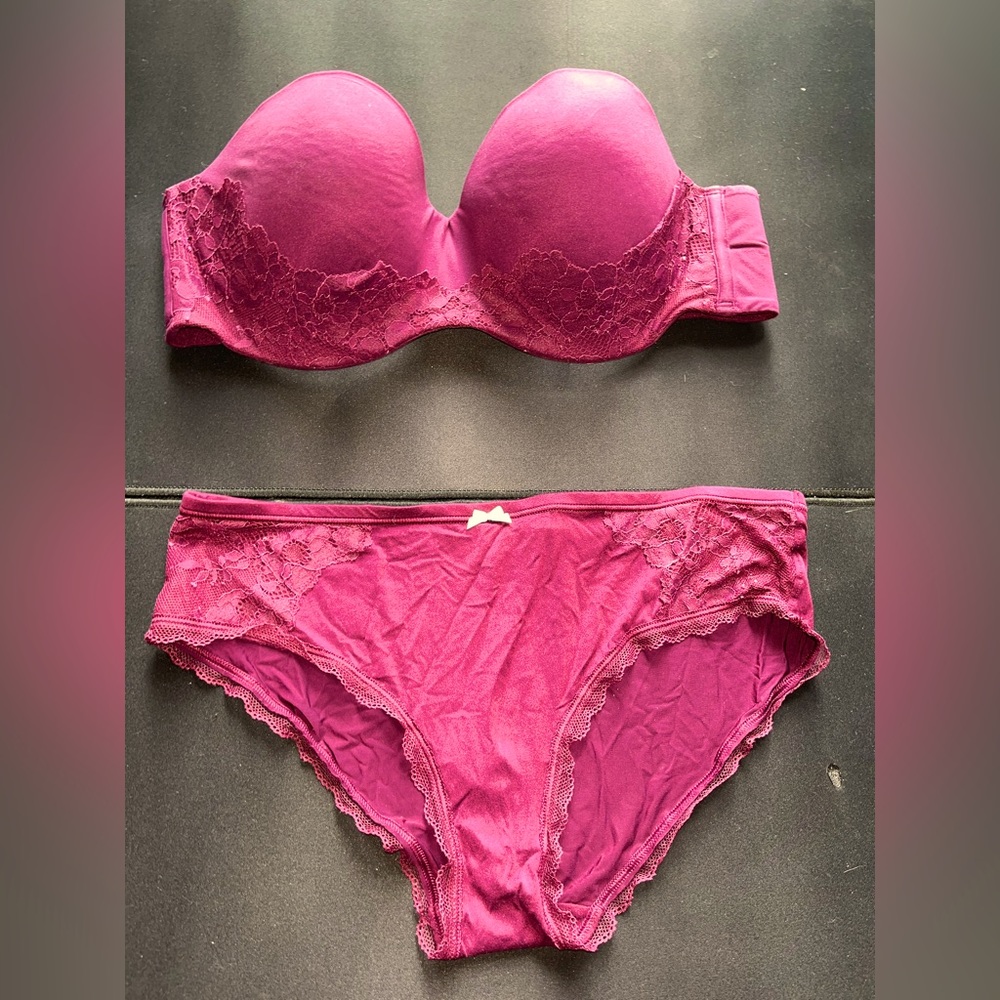Victoria’s Secret Bra & Panties set